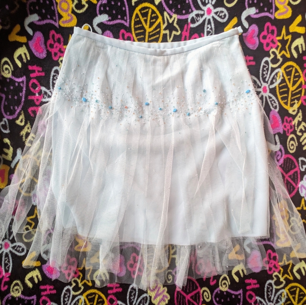 Elegant White Tulle Skirt